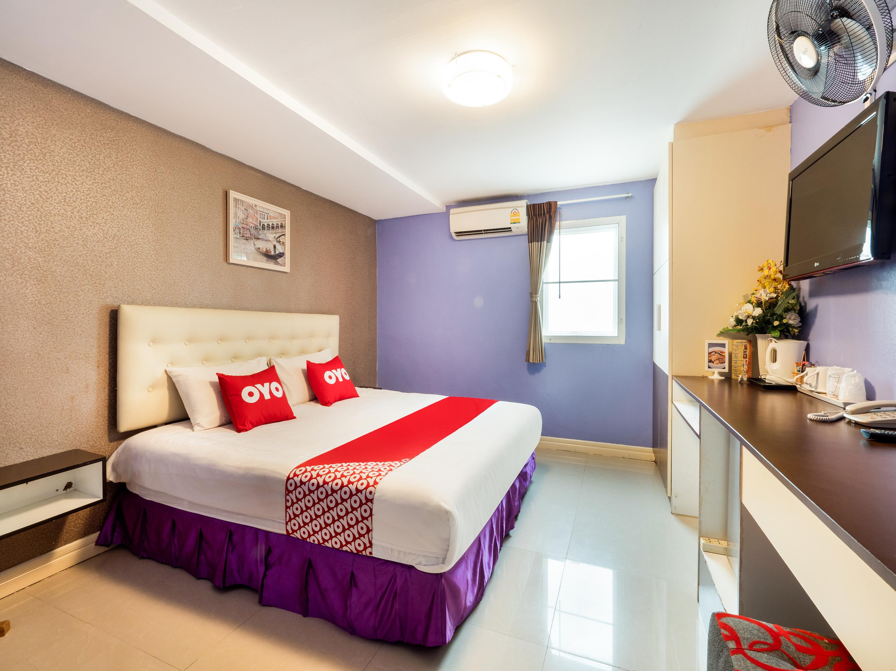 Oyo 75375 Lisa Guesthouse Jomtien Beach Buitenkant foto